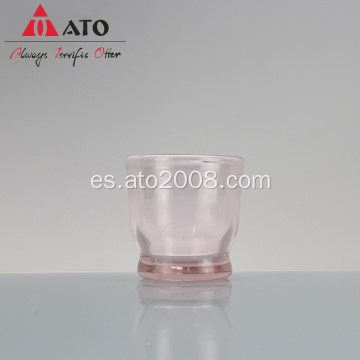 Vaso de policarbonato de vidrio rosado bebiendo copa de agua de cerveza